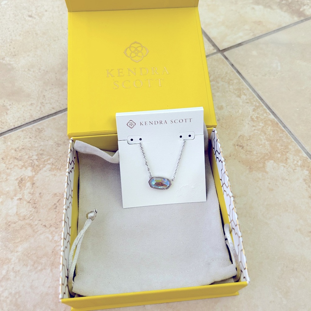 Kendra Scott Elisa necklace